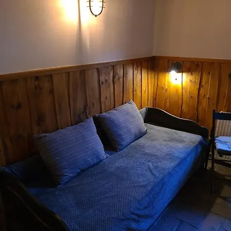 Gospodarstwo wiejskie Jędrusiowa Chata *